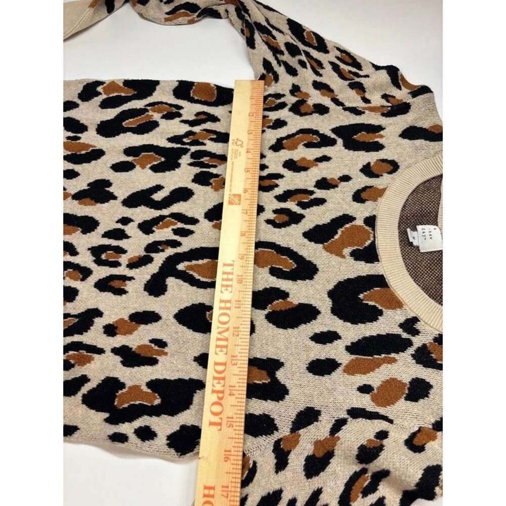 Leopard Print Sweater - Picture 3 of 6
